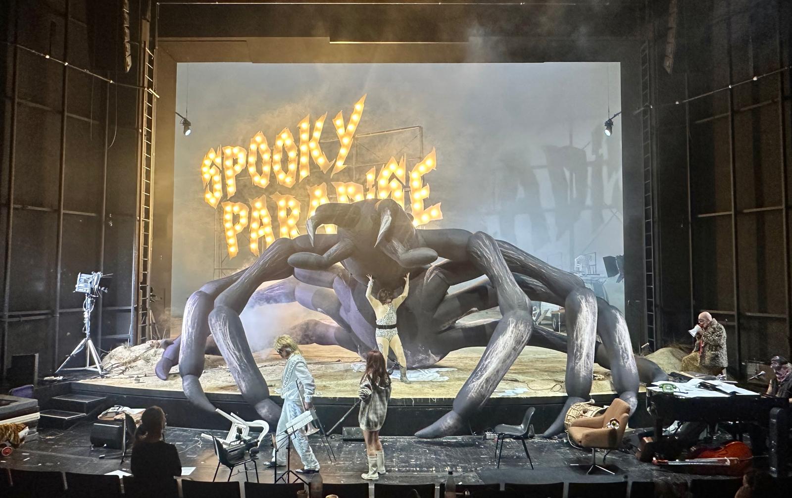 Spooky Paradise - Philippe Quesne